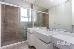 Casa em Condomínio à venda com 243m², 3 dormitórios, 3 suítes, 4 vagas, no bairro Terra Ville em PORTO ALEGRE