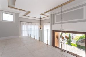 Casa em Condomínio à venda com 550m², 4 dormitórios, 4 suítes, 6 vagas, no bairro Terra Ville em Porto Alegre
