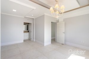 Casa em Condomínio à venda com 550m², 4 dormitórios, 4 suítes, 6 vagas, no bairro Terra Ville em Porto Alegre