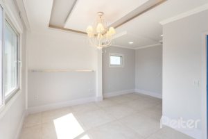 Casa em Condomínio à venda com 550m², 4 dormitórios, 4 suítes, 6 vagas, no bairro Terra Ville em Porto Alegre