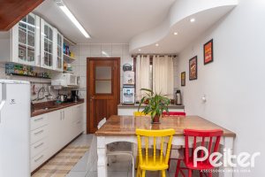 Casa em Condomínio à venda com 97m², 3 dormitórios, 2 vagas, no bairro Tristeza em Porto Alegre