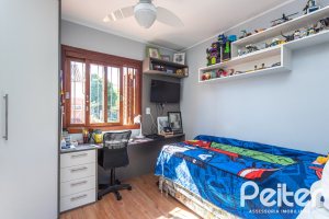 Casa em Condomínio à venda com 97m², 3 dormitórios, 2 vagas, no bairro Tristeza em Porto Alegre