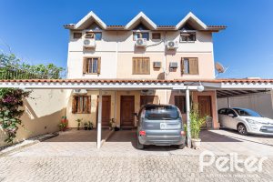 Casa em Condomínio à venda com 97m², 3 dormitórios, 2 vagas, no bairro Tristeza em Porto Alegre
