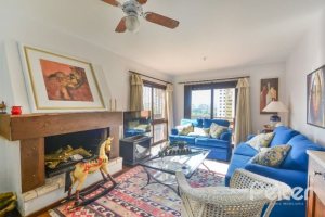 Apartamento à venda com 157m², 3 dormitórios, 1 suíte, 2 vagas, no bairro Tristeza em PORTO ALEGRE