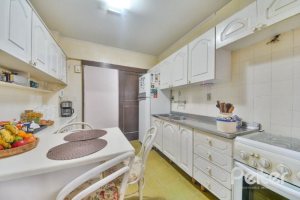Apartamento à venda com 157m², 3 dormitórios, 1 suíte, 2 vagas, no bairro Tristeza em PORTO ALEGRE