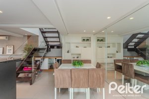 Casa em Condomínio à venda com 194m², 3 dormitórios, 3 suítes, 4 vagas, no bairro Ipanema em PORTO ALEGRE