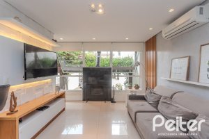 Casa em Condomínio à venda com 194m², 3 dormitórios, 3 suítes, 4 vagas, no bairro Ipanema em PORTO ALEGRE