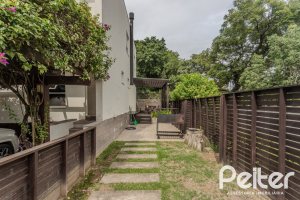 Casa em Condomínio à venda com 194m², 3 dormitórios, 3 suítes, 4 vagas, no bairro Ipanema em PORTO ALEGRE