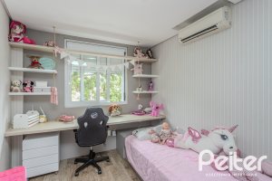 Casa em Condomínio à venda com 194m², 3 dormitórios, 3 suítes, 4 vagas, no bairro Ipanema em PORTO ALEGRE