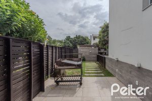 Casa em Condomínio à venda com 194m², 3 dormitórios, 3 suítes, 4 vagas, no bairro Ipanema em PORTO ALEGRE