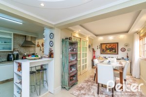 Casa em Condomínio à venda com 185m², 3 dormitórios, 1 suíte, 3 vagas, no bairro Tristeza em Porto Alegre