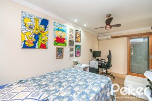 Casa em Condomínio à venda com 185m², 3 dormitórios, 1 suíte, 3 vagas, no bairro Tristeza em Porto Alegre