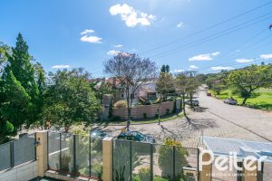  à venda, no bairro  em 