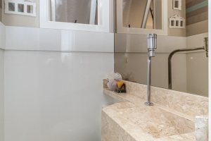  à venda, no bairro  em 