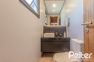 Cobertura à venda com 188m², 2 dormitórios, 2 suítes, 2 vagas, no bairro Tristeza em Porto Alegre