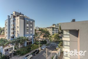 Cobertura à venda com 188m², 2 dormitórios, 2 suítes, 2 vagas, no bairro Tristeza em Porto Alegre
