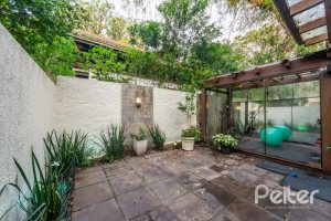 Casa em Condomínio à venda com 313m², 3 dormitórios, 1 suíte, 2 vagas, no bairro Tristeza em PORTO ALEGRE