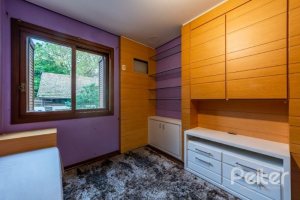 Casa em Condomínio à venda com 313m², 3 dormitórios, 1 suíte, 2 vagas, no bairro Tristeza em PORTO ALEGRE