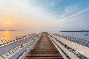 Casa em Condomínio à venda com 313m², 3 dormitórios, 1 suíte, 2 vagas, no bairro Tristeza em PORTO ALEGRE