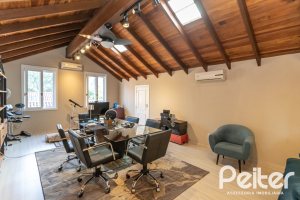 Casa em Condomínio à venda com 366m², 4 dormitórios, 4 suítes, 3 vagas, no bairro Terra Ville em PORTO ALEGRE