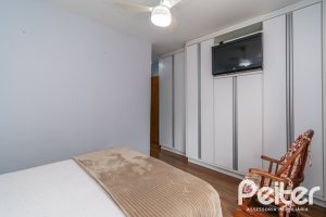 Cobertura à venda com 180m², 2 dormitórios, 1 suíte, 2 vagas, no bairro Vila Assunção em Porto Alegre