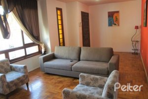 Casa à venda com 184m², 3 dormitórios, 1 suíte, 4 vagas, no bairro Ipanema / Jardim Verde em Porto Alegre