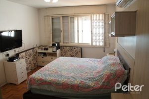 Casa à venda com 184m², 3 dormitórios, 1 suíte, 4 vagas, no bairro Ipanema / Jardim Verde em Porto Alegre