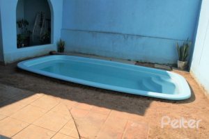 Casa à venda com 184m², 3 dormitórios, 1 suíte, 4 vagas, no bairro Ipanema / Jardim Verde em Porto Alegre