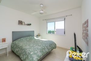 Apartamento à venda com 68m², 2 dormitórios, 1 suíte, 1 vaga, no bairro Tristeza em PORTO ALEGRE