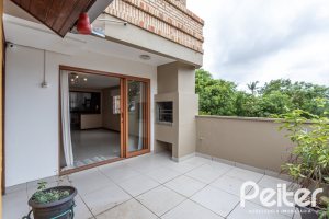 Casa em Condomínio à venda com 186m², 3 dormitórios, 1 suíte, 2 vagas, no bairro Jardim Isabel em Porto Alegre