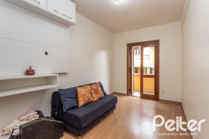 Casa em Condomínio à venda com 186m², 3 dormitórios, 1 suíte, 2 vagas, no bairro Jardim Isabel em Porto Alegre