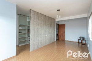 Casa em Condomínio à venda com 186m², 3 dormitórios, 1 suíte, 2 vagas, no bairro Jardim Isabel em Porto Alegre