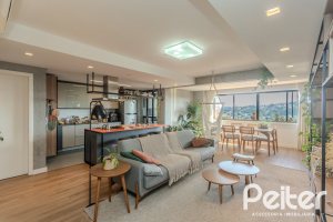 Apartamento à venda com 109m², 3 dormitórios, 1 suíte, 2 vagas, no bairro Cristal em Porto Alegre