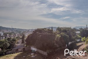 Apartamento à venda com 109m², 3 dormitórios, 1 suíte, 2 vagas, no bairro Cristal em Porto Alegre