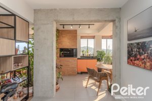 Apartamento à venda com 109m², 3 dormitórios, 1 suíte, 2 vagas, no bairro Cristal em Porto Alegre