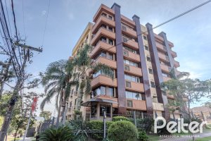 Apartamento à venda com 109m², 3 dormitórios, 1 suíte, 2 vagas, no bairro Cristal em Porto Alegre