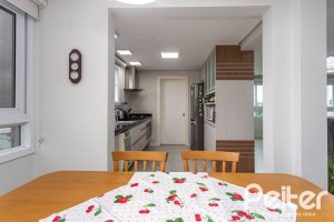 Apartamento à venda com 123m², 3 dormitórios, 3 suítes, 2 vagas, no bairro Tristeza em Porto Alegre