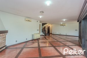 Casa em Condomínio à venda com 493m², 5 dormitórios, 5 suítes, 4 vagas, no bairro Terra Ville em Porto Alegre