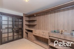 Casa em Condomínio à venda com 493m², 5 dormitórios, 5 suítes, 4 vagas, no bairro Terra Ville em Porto Alegre
