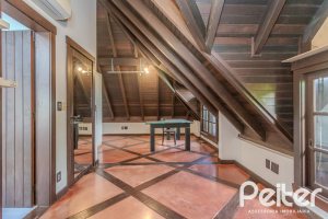Casa em Condomínio à venda com 493m², 5 dormitórios, 5 suítes, 4 vagas, no bairro Terra Ville em Porto Alegre