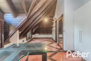 Casa em Condomínio à venda com 493m², 5 dormitórios, 5 suítes, 4 vagas, no bairro Terra Ville em Porto Alegre