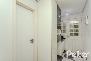 Casa em Condomínio à venda com 493m², 5 dormitórios, 5 suítes, 4 vagas, no bairro Terra Ville em Porto Alegre
