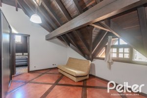 Casa em Condomínio à venda com 493m², 5 dormitórios, 5 suítes, 4 vagas, no bairro Terra Ville em Porto Alegre