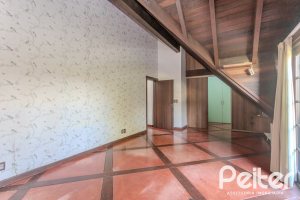 Casa em Condomínio à venda com 493m², 5 dormitórios, 5 suítes, 4 vagas, no bairro Terra Ville em Porto Alegre