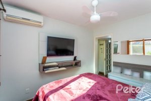 Apartamento à venda com 122m², 3 dormitórios, 1 suíte, 2 vagas, no bairro Ipanema em Porto Alegre