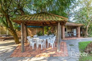 Apartamento à venda com 122m², 3 dormitórios, 1 suíte, 2 vagas, no bairro Ipanema em Porto Alegre