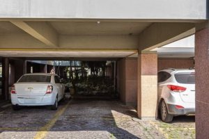 Apartamento à venda com 122m², 3 dormitórios, 1 suíte, 2 vagas, no bairro Ipanema em Porto Alegre