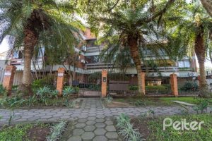Apartamento à venda com 122m², 3 dormitórios, 1 suíte, 2 vagas, no bairro Ipanema em Porto Alegre