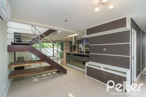 Casa em Condomínio à venda com 177m², 3 dormitórios, 1 suíte, 2 vagas, no bairro Ipanema em PORTO ALEGRE