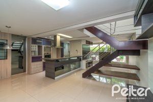 Casa em Condomínio à venda com 177m², 3 dormitórios, 1 suíte, 2 vagas, no bairro Ipanema em PORTO ALEGRE